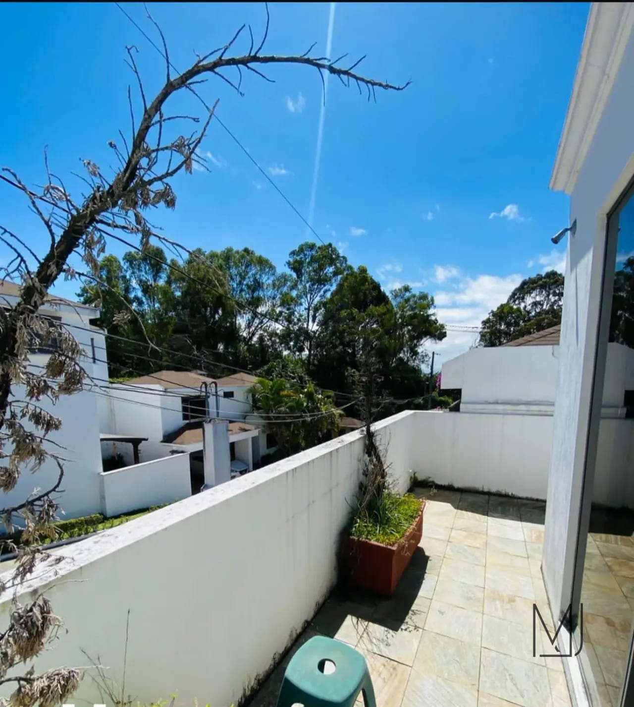 Casa en Venta | Condominio Windsor | San Cristóbal Zona 8 de Mixco | 3 habitaciones · Pérgola — Casa en Venta en Zona 8 Mixco, Guatemala, Ciudad — foto 10 de 11