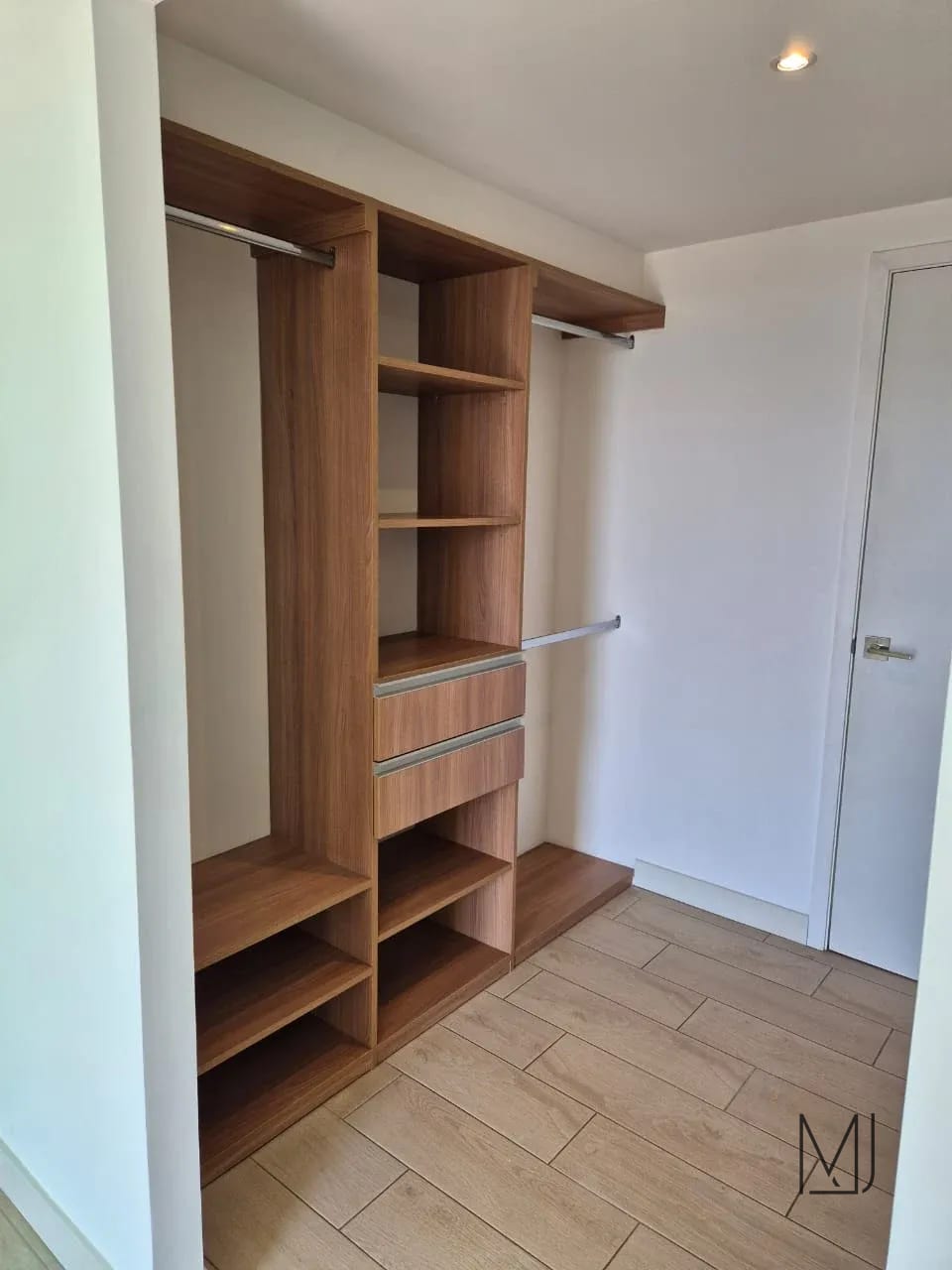 Apartamento en Venta Quo Zona 4 Dúplex amueblado · 3 habitaciones — Apartamento en Venta en QUO, Zona 4, Guatemala, Ciudad — foto 11 de 13