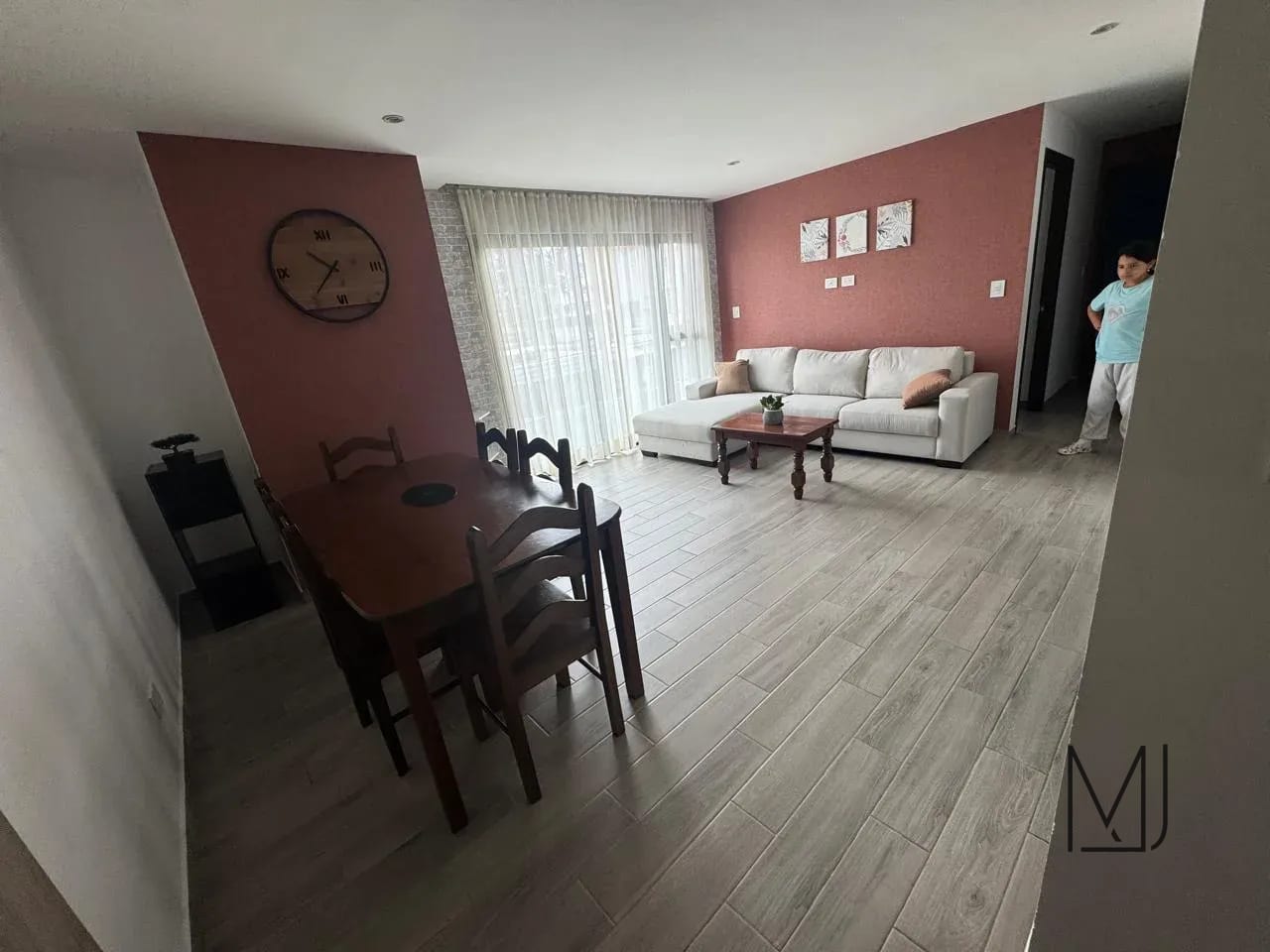 Apartamento Amueblado en Alquiler | Parque 10 | Zona 10 | 3 habitaciones · Listo para habitar — Apartamento en Alquiler en Parque 10, Zona 10, Guatemala, Ciudad — foto 2 de 11