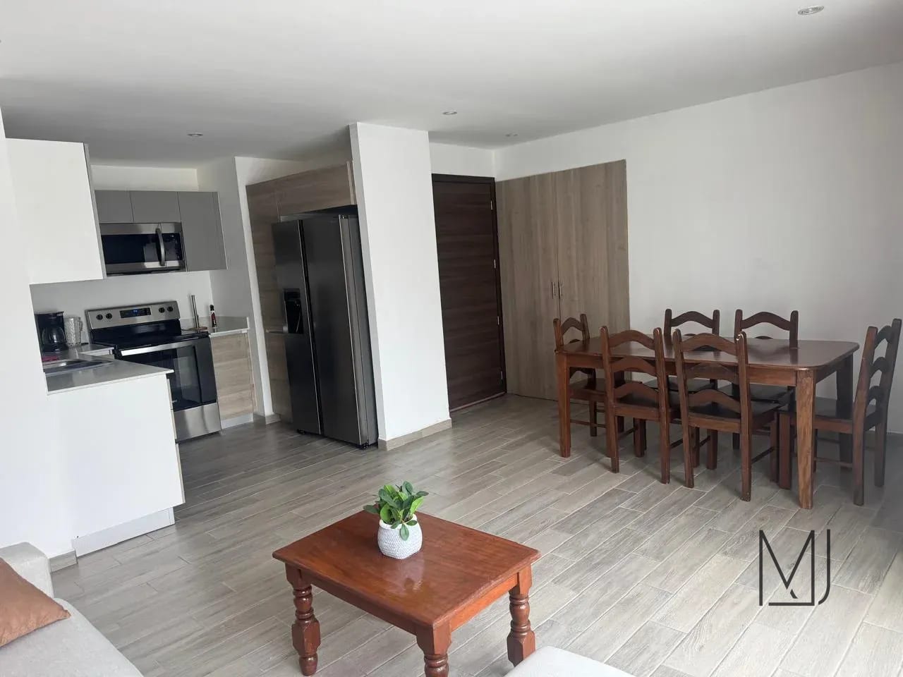 Apartamento Amueblado en Alquiler | Parque 10 | Zona 10 | 3 habitaciones · Listo para habitar — Apartamento en Alquiler en Parque 10, Zona 10, Guatemala, Ciudad — foto 10 de 11