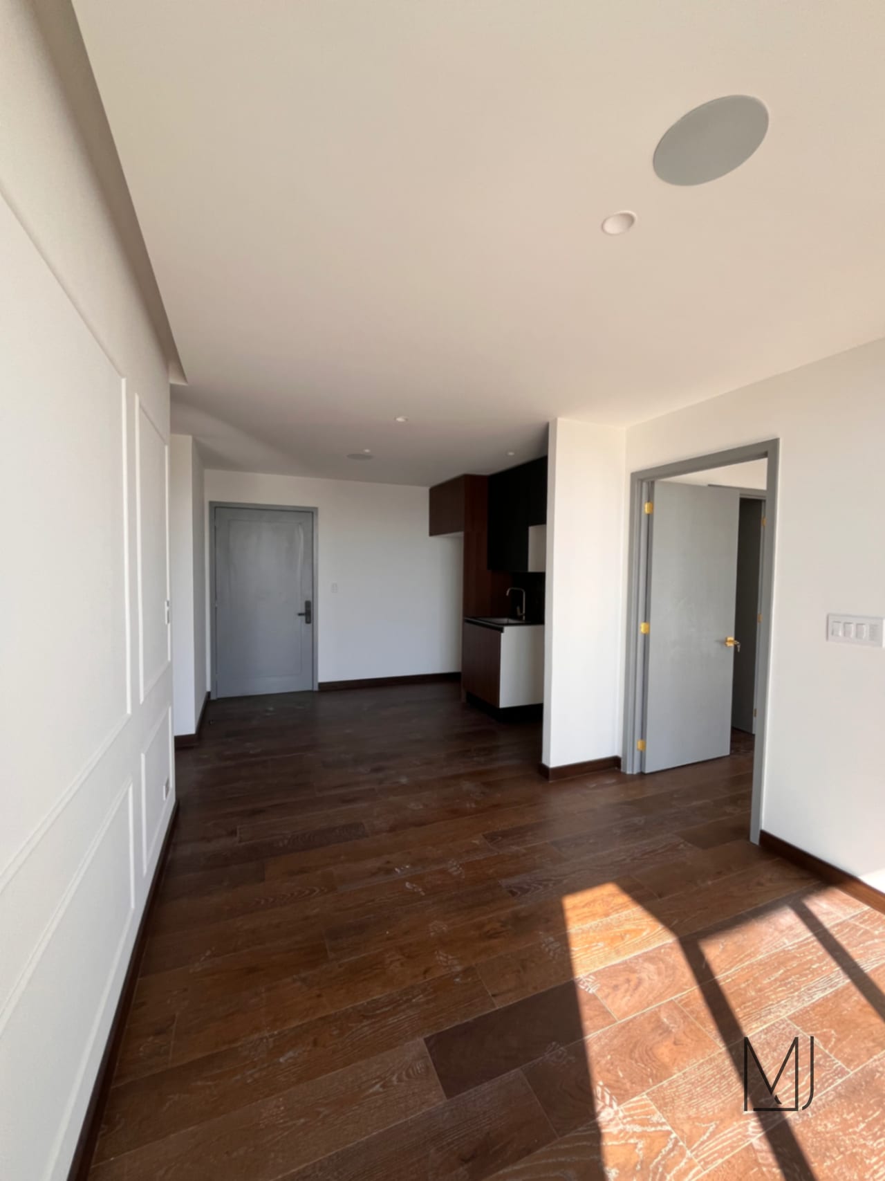 Apartamento en Venta | Atarah | Zona 10 | Para estrenar | Nivel Alto — Apartamento en Venta en Atarah, Zona 10, Guatemala, Ciudad — foto 11 de 12