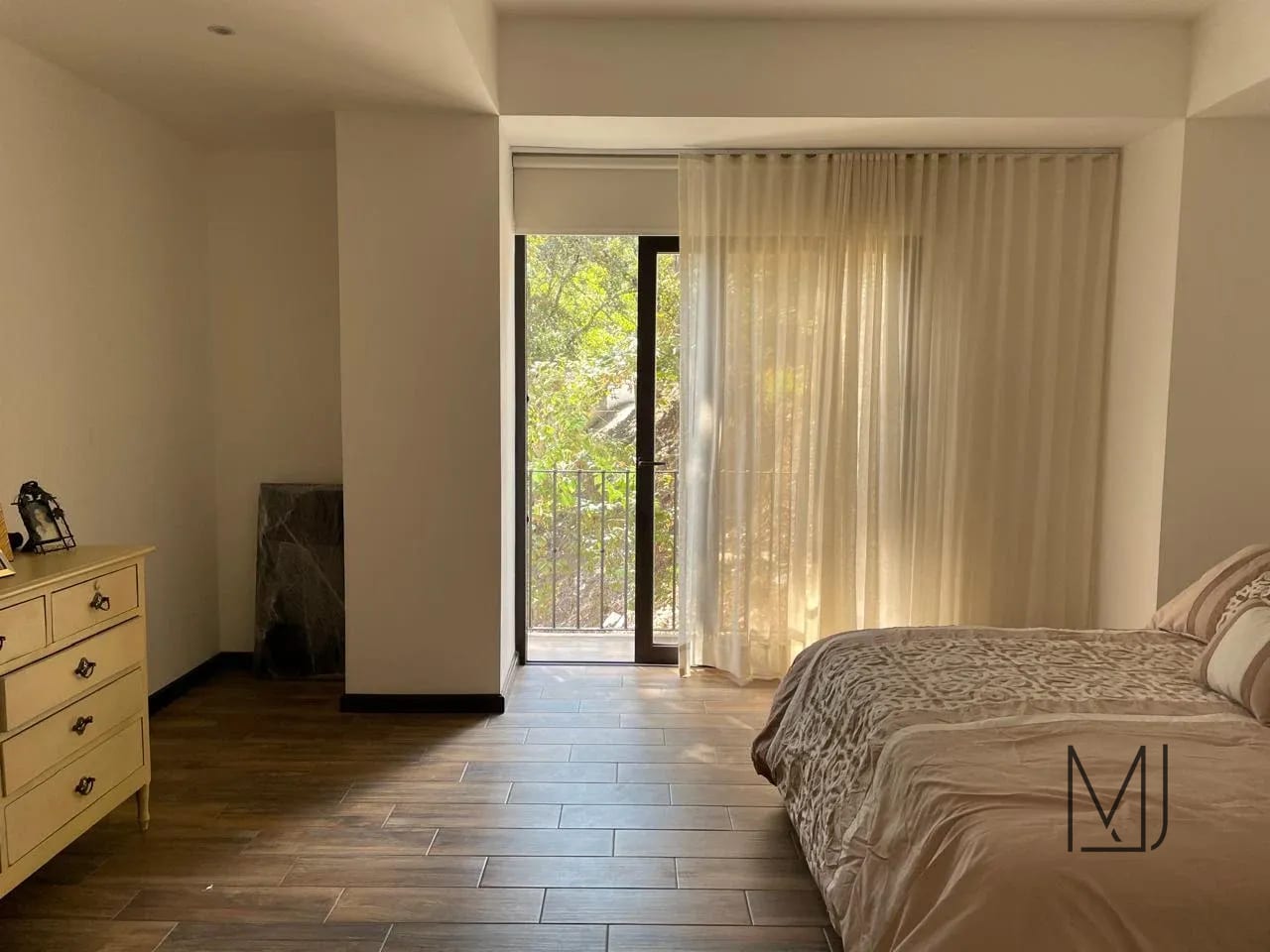 Apartamento Amueblado en Alquiler | Natur Premium | Zona 16 | 220 m² · Vista verde — Apartamento en Alquiler en Zona 16, Guatemala, Ciudad — foto 6 de 11