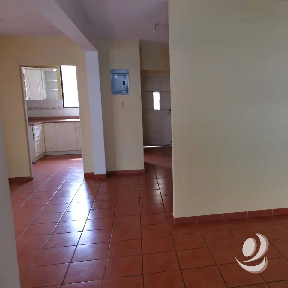¡¡¡Preciosa Casa en Renta en Condominio sobre Bulevar San Cristóbal!!! — Casa en Alquiler en Zona 8 Mixco, Guatemala, Ciudad — foto 6 de 17