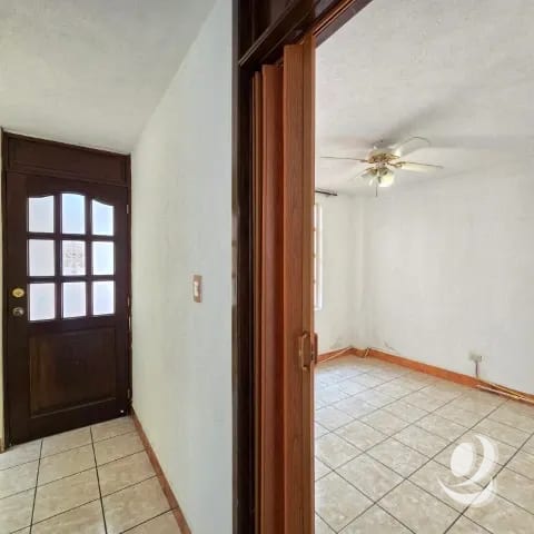 Casa en Renta Condominio sobre Bulevar San Cristóbal — Casa en Alquiler en Zona 8 Mixco, Guatemala, Ciudad — foto 9 de 16