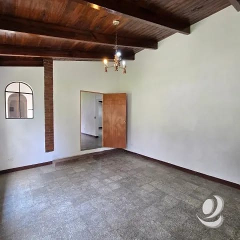 Oficina en Renta San Lucas Sacatepéquez, amplio Parqueo — Casa en Alquiler en Sumpango, Sacatepéquez — foto 13 de 17