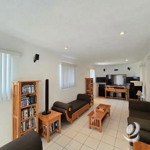 Casa Amueblada y 4 Bungalows en Venta El Encinal Tron 2 — Casa en Venta en El Encinal, Zona 7 Mixco, Guatemala, Ciudad — foto 9 de 17
