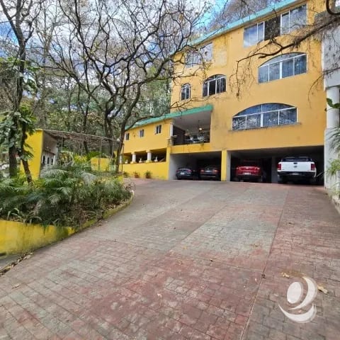 Casa Amueblada y 4 Bungalows en Venta El Encinal Tron 2 — Casa en Venta en El Encinal, Zona 7 Mixco, Guatemala, Ciudad — foto 16 de 17