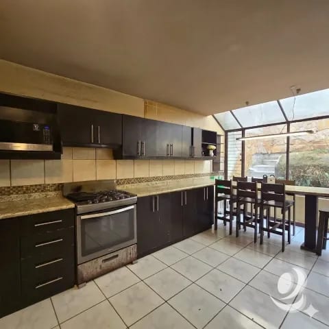 Casa en Venta Las Hojarascas Zona 1 de Mixco, Guatemala — Casa en Venta en Zona 1 Mixco, Guatemala, Ciudad — foto 9 de 16