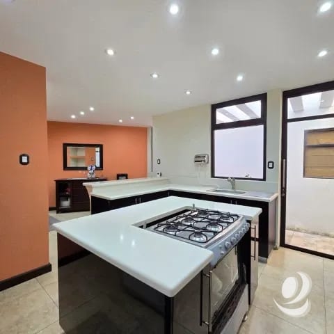 Casa en Venta San Cristóbal Valle Dorado Bulevar Sur — Casa en Venta en Zona 8 Mixco, Guatemala, Ciudad — foto 7 de 17