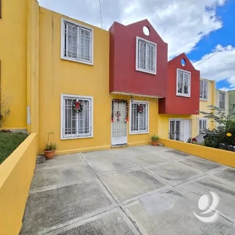 Casa en Venta Alamedas de Santa Clara Villa Nueva — Casa en Venta en Villa Nueva, Guatemala, Ciudad — foto 1 de 17