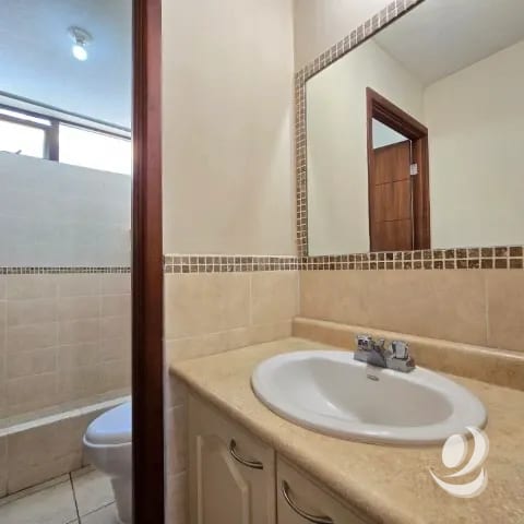 Casa en Venta cercana a Walmart de San Cristóbal — Casa en Venta en Zona 8 Mixco, Guatemala, Ciudad — foto 16 de 17