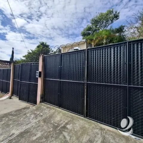 Ofi-Bodega en Venta San Cristóbal Zona 8 de Mixco — Bodega / Ofibodega en Venta en Zona 8 Mixco, Guatemala, Ciudad — foto 1 de 15
