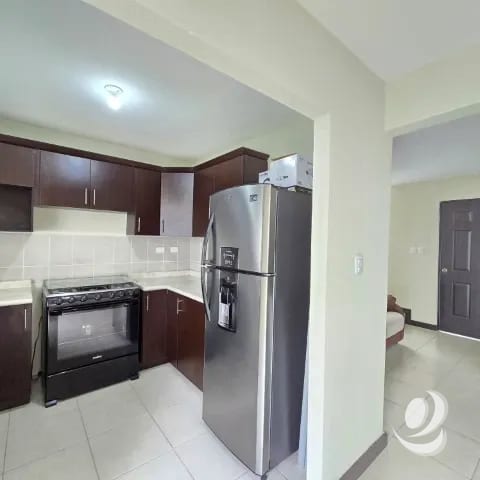 Casa en Venta Residenciales San José, Guatemala — Casa en Venta en San José Pinula, Guatemala, Ciudad — foto 4 de 17