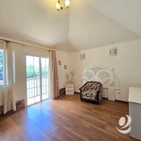 Casa en Venta Bulevar San Cristóbal adentro de Garita — Casa en Venta en Zona 8 Mixco, Guatemala, Ciudad — foto 12 de 17