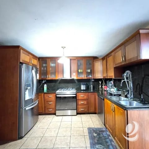 Casa en Venta en Condominio sobre Bulevar San Cristobal — Casa en Venta en Zona 8 Mixco, Guatemala, Ciudad — foto 11 de 15