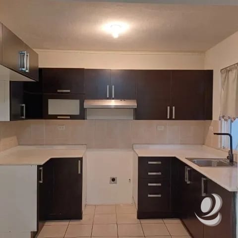 Casa en Venta Los Sauces, San José Pinula, Guatemala — Casa en Venta en San José Pinula, Guatemala, Ciudad — foto 4 de 17