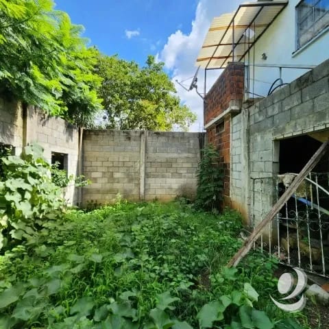 Terreno con Locales y Apto. en Venta en San Cristóbal — Terreno en Venta en Zona 8 Mixco, Guatemala, Ciudad — foto 4 de 14