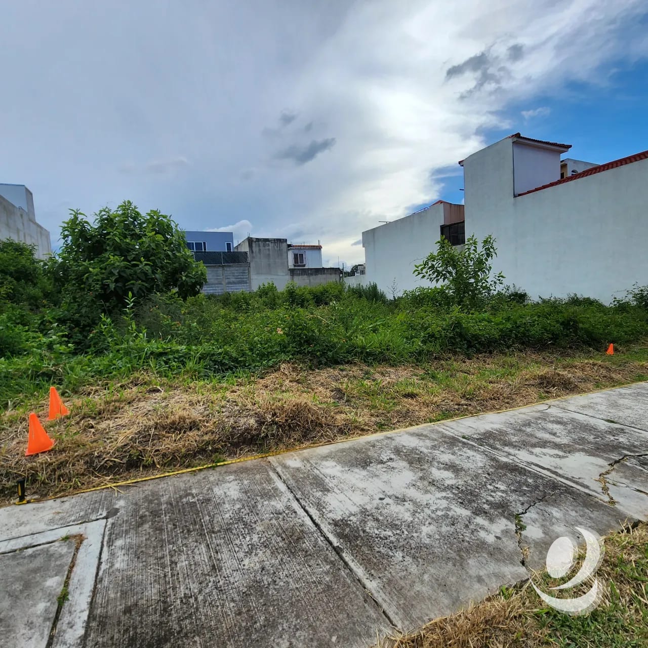 Terreno en Venta Zona 16 Colonia Hacienda Real 8 x 25 — Terreno en Venta en Zona 16, Guatemala, Ciudad — foto 7 de 12