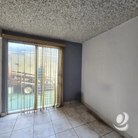 Casa en Venta San Cristóbal con Dos Locales Comerciales — Casa en Venta en Zona 8 Mixco, Guatemala, Ciudad — foto 8 de 17
