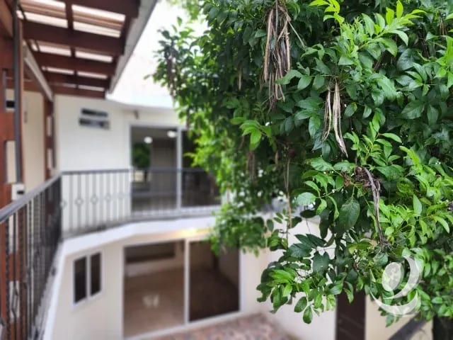 Casa en Venta fuera de garita, por Pinares — Casa en Venta en Zona 8 Mixco, Guatemala, Ciudad — foto 1 de 17