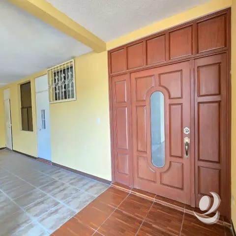 Casa en Venta Pinares de San Cristóbal, Zona 8 de Mixco — Casa en Venta en Zona 8 Mixco, Guatemala, Ciudad — foto 2 de 17