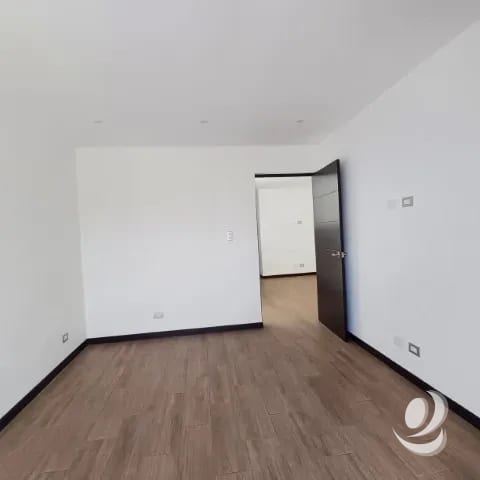 Casa Nueva en Venta Hacienda Real Zona 16 Guatemala — Casa en Venta en Zona 16, Guatemala, Ciudad — foto 9 de 17