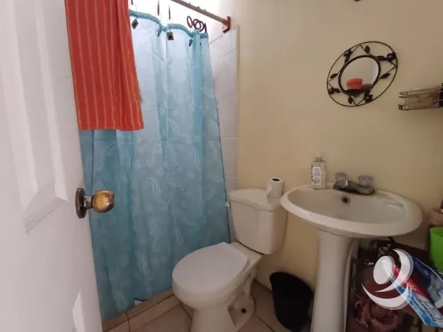 Casa en Venta Alamedas de Santa Clara Z.3 Villa Nueva — Casa en Venta en Villa Nueva, Guatemala, Ciudad — foto 10 de 13