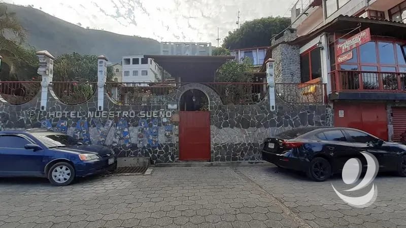Hotel Boutique en Venta en Orilla de Playa Lago Atitlán — Edificio en Venta en San Antonio Palopó, Sololá — foto 1 de 17