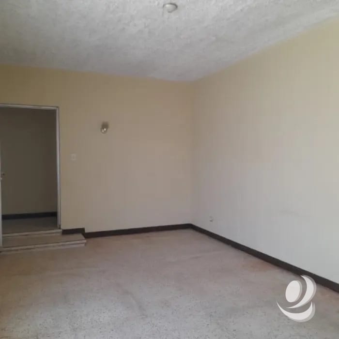 Casa para Uso Comercial en Venta Villa Nueva — Casa en Venta en Villa Nueva, Guatemala, Ciudad — foto 13 de 16
