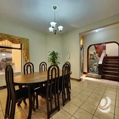 Casa en Venta Pinares de San Cristóbal, Guatemala — Casa en Venta en Zona 8 Mixco, Guatemala, Ciudad — foto 2 de 17