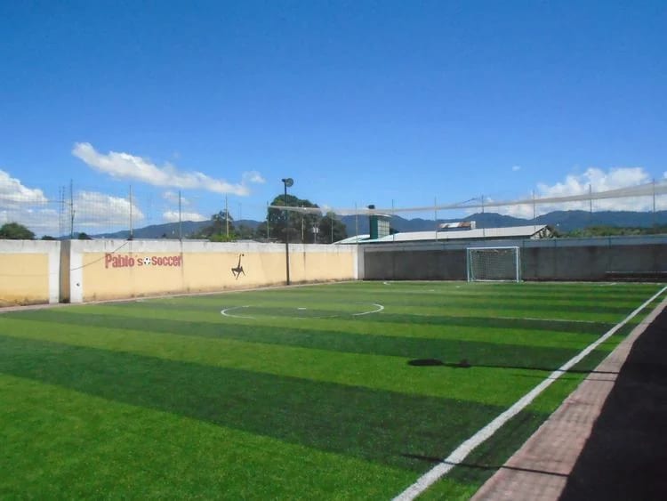 Terreno en Venta con canchas deportivas e instalaciones — Terreno en Venta en San Miguel Petapa, Guatemala, Ciudad — foto 5 de 14