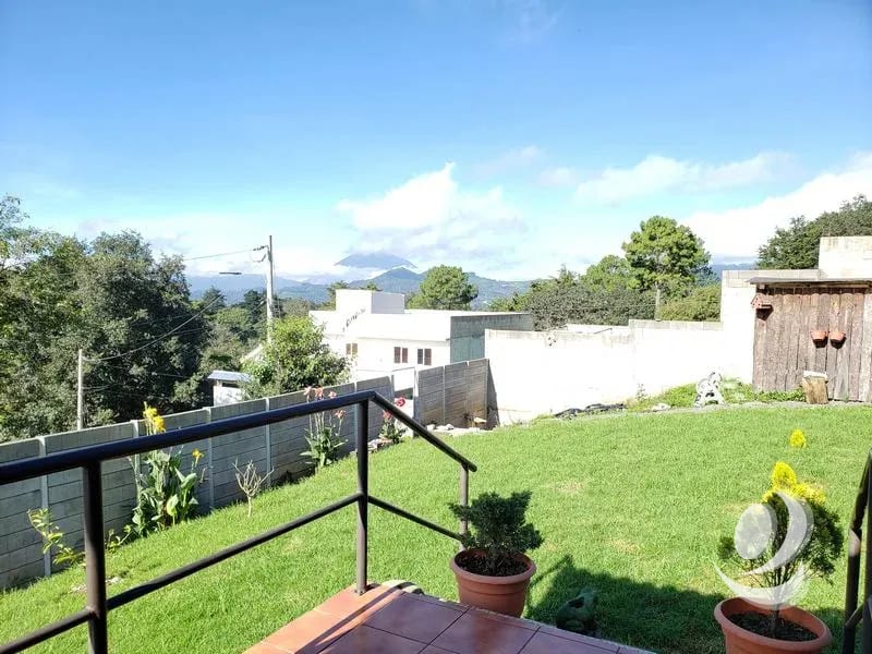 Casa en Venta en las afueras de Santiago Sacatepequez — Casa en Venta en Santiago Sacatepéquez, Sacatepéquez — foto 2 de 14