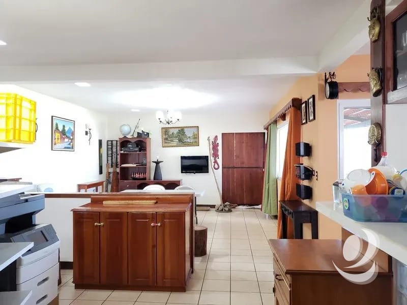 Casa en Venta en las afueras de Santiago Sacatepequez — Casa en Venta en Santiago Sacatepéquez, Sacatepéquez — foto 3 de 14