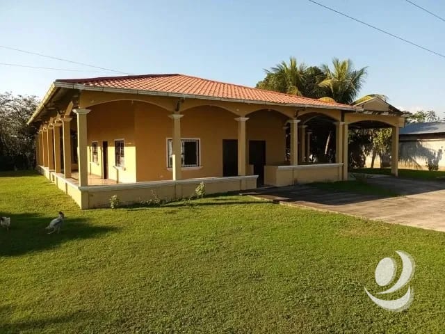 Casa de Un Nivel en Venta en Morales Izabal — Casa en Venta en Morales, Izabal — foto 1 de 9