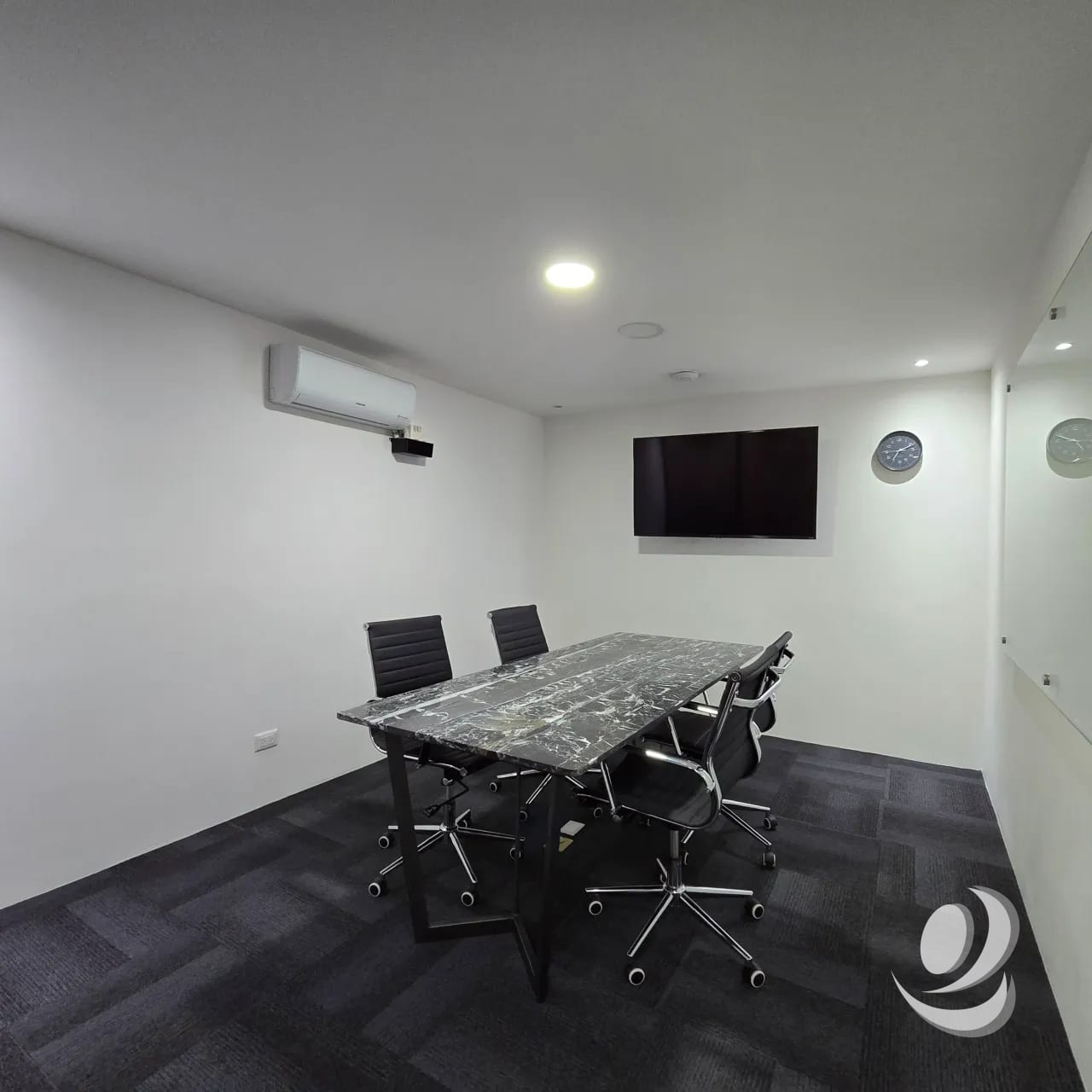 Oficina en Venta Nova Reformador Zona 9 Guatemala — Oficina en Venta en Zona 9, Guatemala, Ciudad — foto 1 de 10