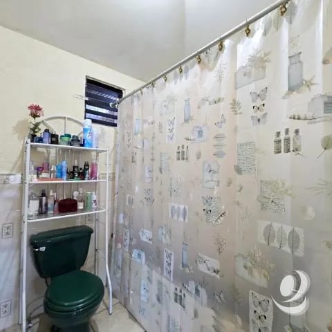 Casa grande en Venta en San Cristóbal y 2 Apartamentos — Casa en Venta en Zona 8 Mixco, Guatemala, Ciudad — foto 13 de 15