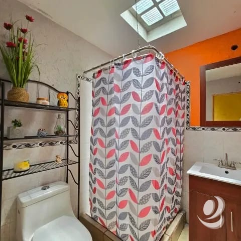 Casa grande en Venta en San Cristóbal y 2 Apartamentos — Casa en Venta en Zona 8 Mixco, Guatemala, Ciudad — foto 15 de 15