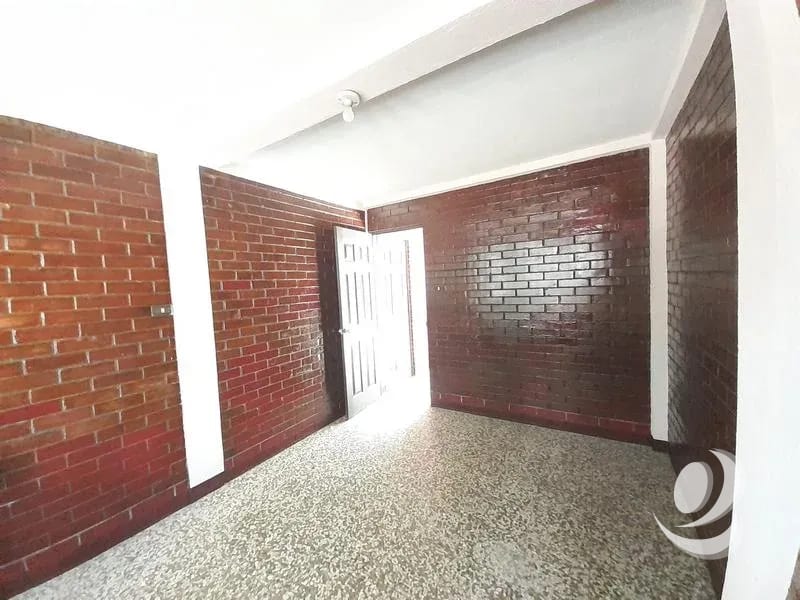 Propiedad en Venta con Apartamentos en Calzada San Juan — Edificio en Venta en Zona 3 Mixco, Guatemala, Ciudad — foto 7 de 14