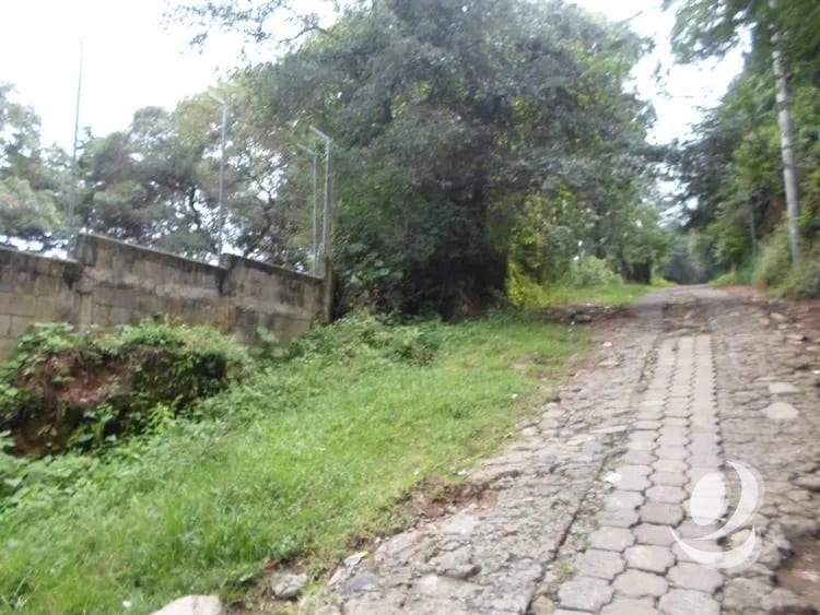 Casa con Potencial para uso Comercial en Venta Mixco — Casa en Venta en Zona 1 Mixco, Guatemala, Ciudad — foto 2 de 14