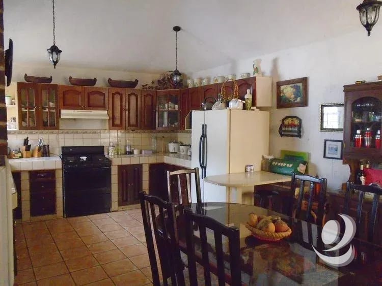Casa en Venta Santa Lucia Milpas Altas — Casa en Venta en Santa Lucía Milpas Altas, Sacatepéquez — foto 7 de 10