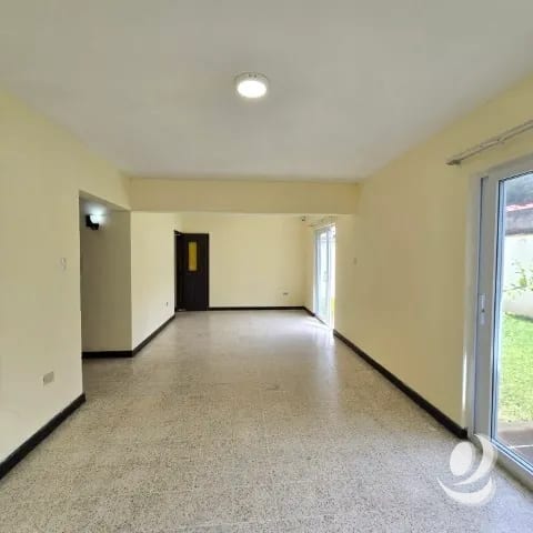 ¡¡¡Preciosa Casa en Venta Zona 12 Colonia Residencial El Bosque!!! — Casa en Venta en Zona 12, Guatemala, Ciudad — foto 5 de 17