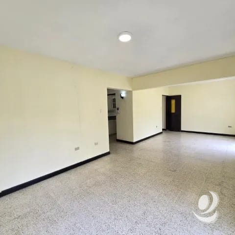 ¡¡¡Preciosa Casa en Venta Zona 12 Colonia Residencial El Bosque!!! — Casa en Venta en Zona 12, Guatemala, Ciudad — foto 7 de 17