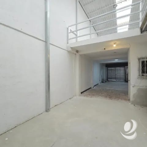 ¡¡Bonito Local tipo Ofiespacio en Renta Zona 7 Mixco La Brigada!! — Bodega / Ofibodega en Alquiler en Zona 7 Mixco, Guatemala, Ciudad — foto 1 de 9