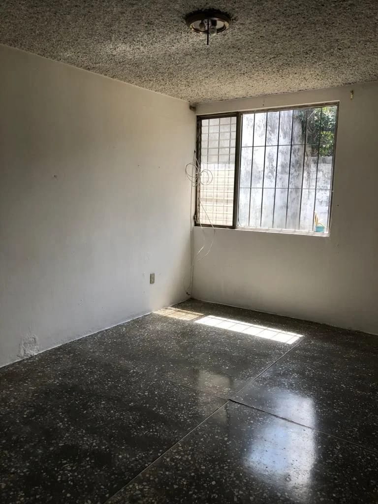 Casa -Oficina en renta zona 15 — Oficina en Alquiler en Zona 15, Guatemala, Ciudad — foto 5 de 13