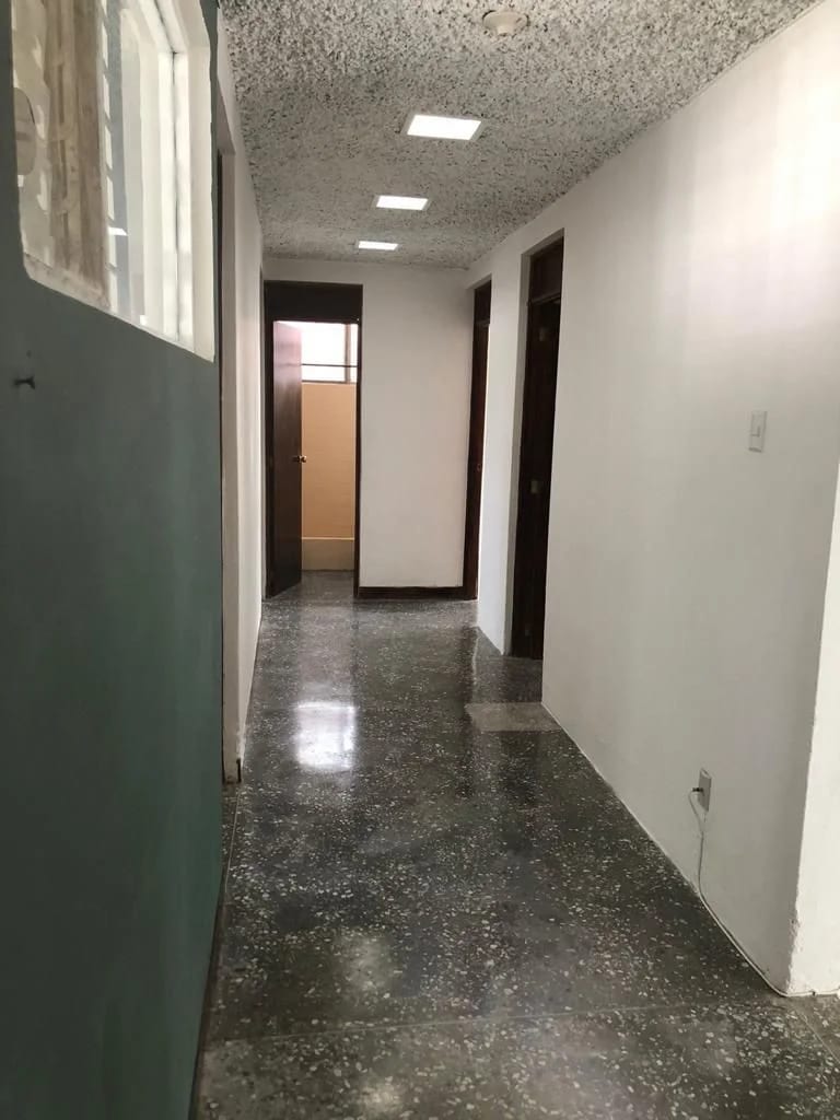 Casa -Oficina en renta zona 15 — Oficina en Alquiler en Zona 15, Guatemala, Ciudad — foto 9 de 13