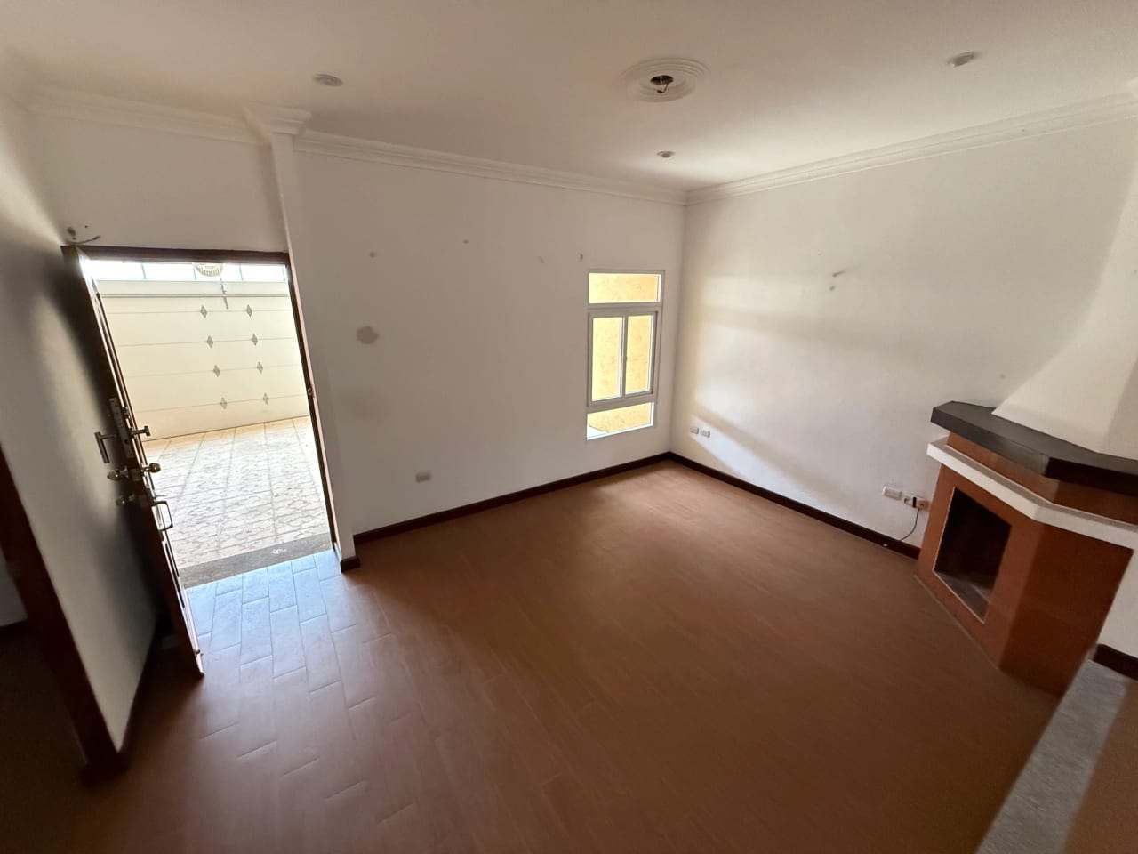 Vendo casa en Carretera a El Salvador Km. 16.5 REMATE BANCARIO — Casa en Venta en Bosques de Arrazola, Carretera a El Salvador, Guatemala, Ciudad — foto 7 de 17