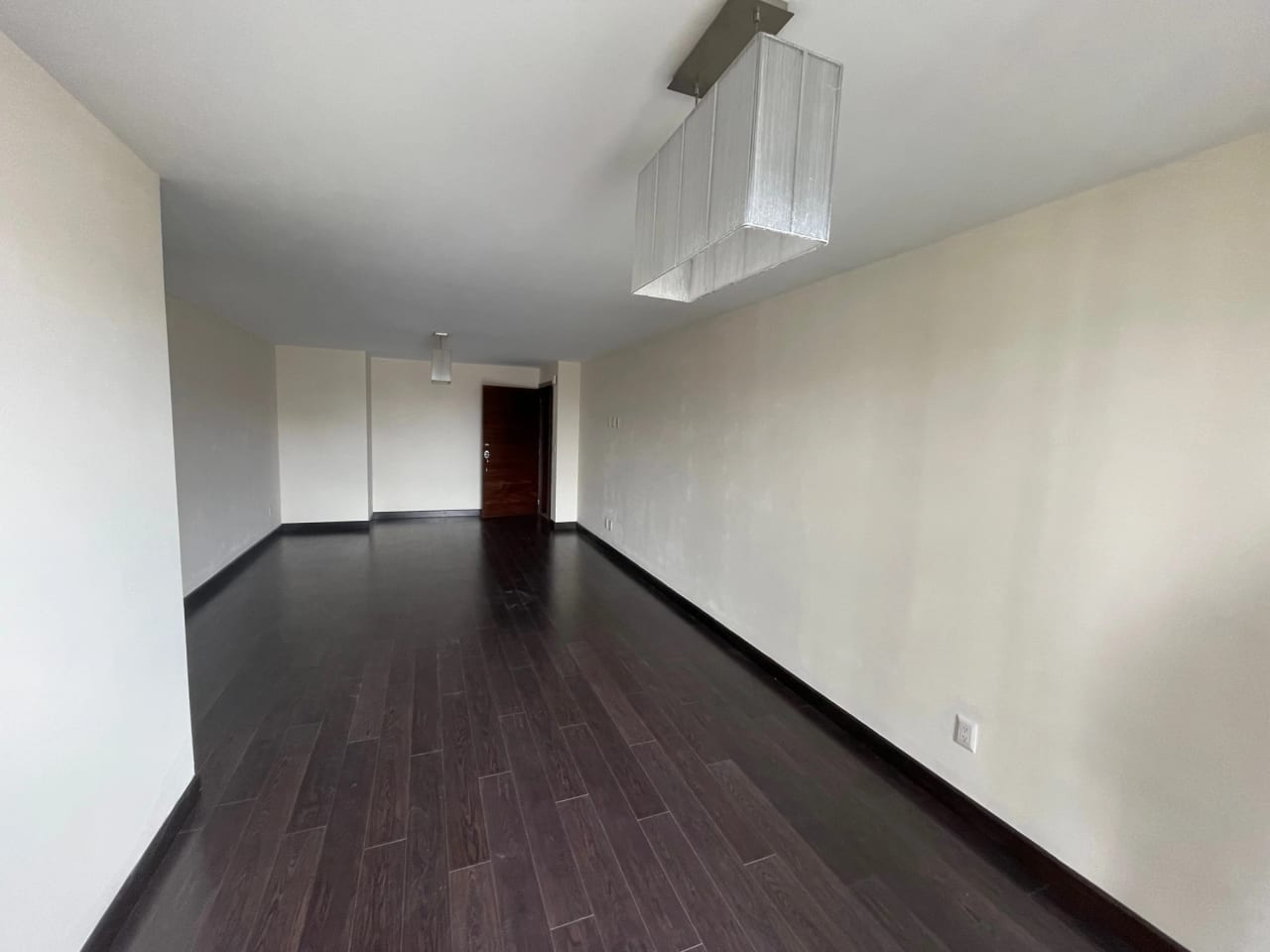 Rento apartamento en Zona 14 EDIFICIO EXCLUSIVO CERCA EUROPLAZA — Apartamento en Alquiler en Catania, Zona 14, Guatemala, Ciudad — foto 2 de 17