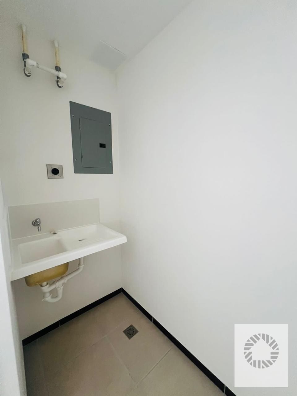 Bonito Apartamento en nivel alto — Apartamento en Alquiler en Parque San Jorge, Zona 11, Guatemala, Ciudad — foto 4 de 12