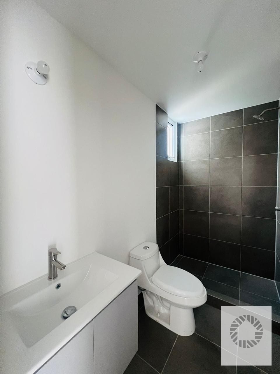 Bonito Apartamento en nivel alto — Apartamento en Alquiler en Parque San Jorge, Zona 11, Guatemala, Ciudad — foto 10 de 12
