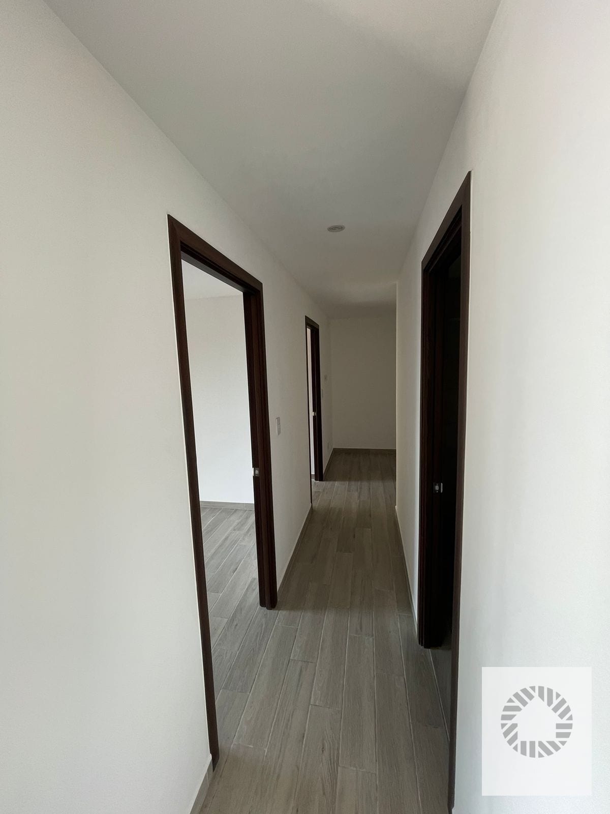 Bonito apartamento — Apartamento en Alquiler en Parque 10, Zona 10, Guatemala, Ciudad — foto 4 de 9